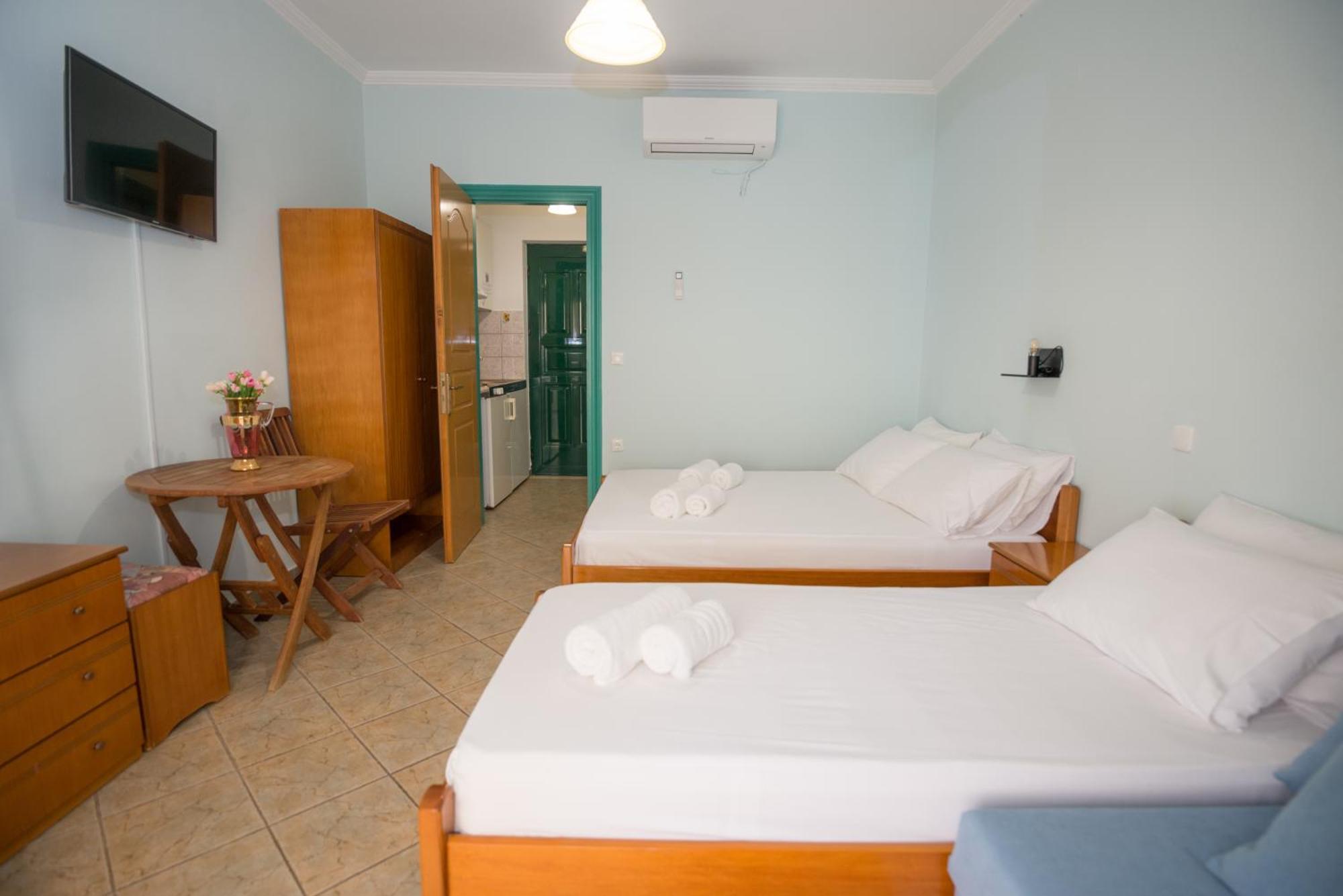 Sofia Studios Kathisma Kalamítsi Екстериор снимка